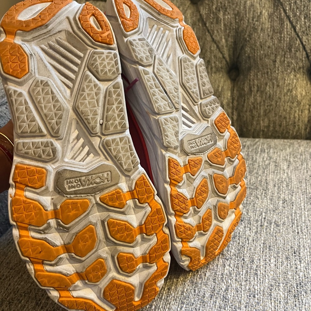Hoka One Athletic Shoes size 8.5 - Picture 11 of 11